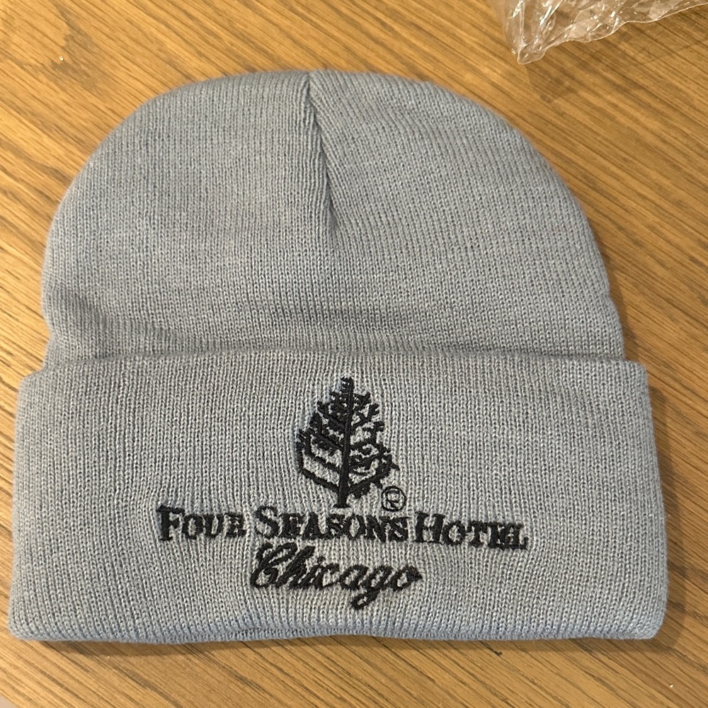 Four Seasons Hotel Chicago Beanie Cap Gray & Black NEW